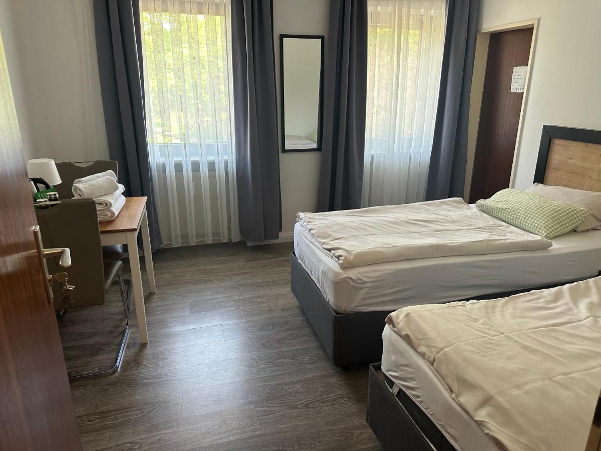 Hotel Rennekamp Oyten Exteriör bild