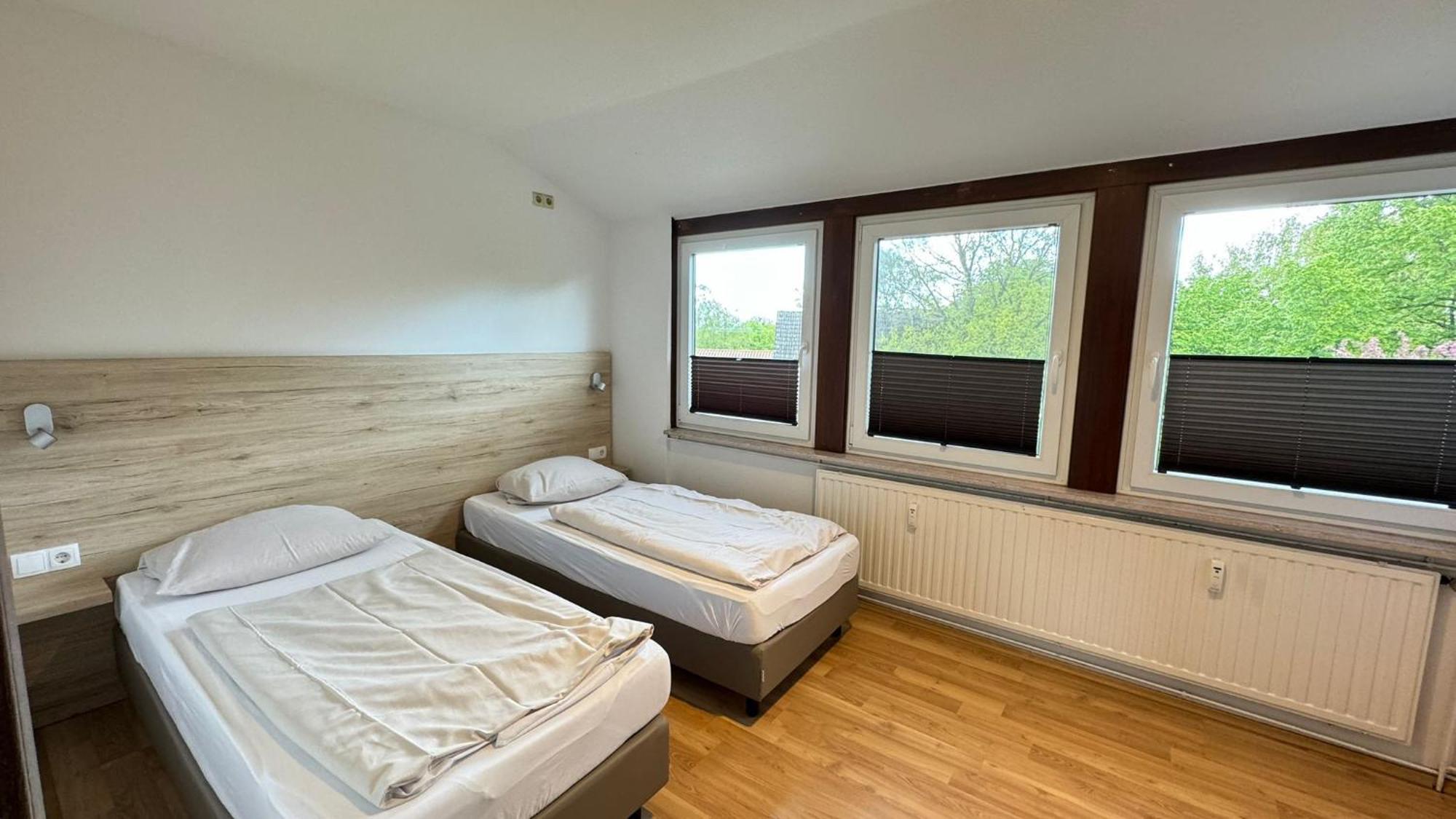 Hotel Rennekamp Oyten Exteriör bild